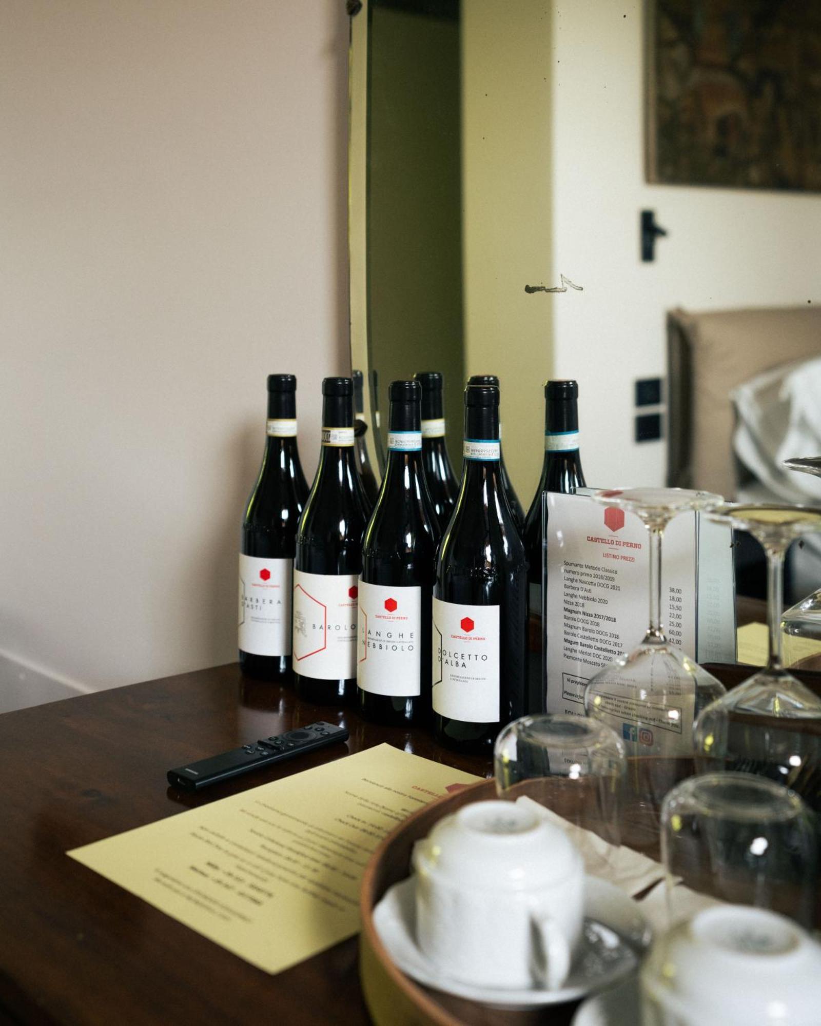 Foresteria, Winery & Events Destination Monforte dʼAlba Buitenkant foto